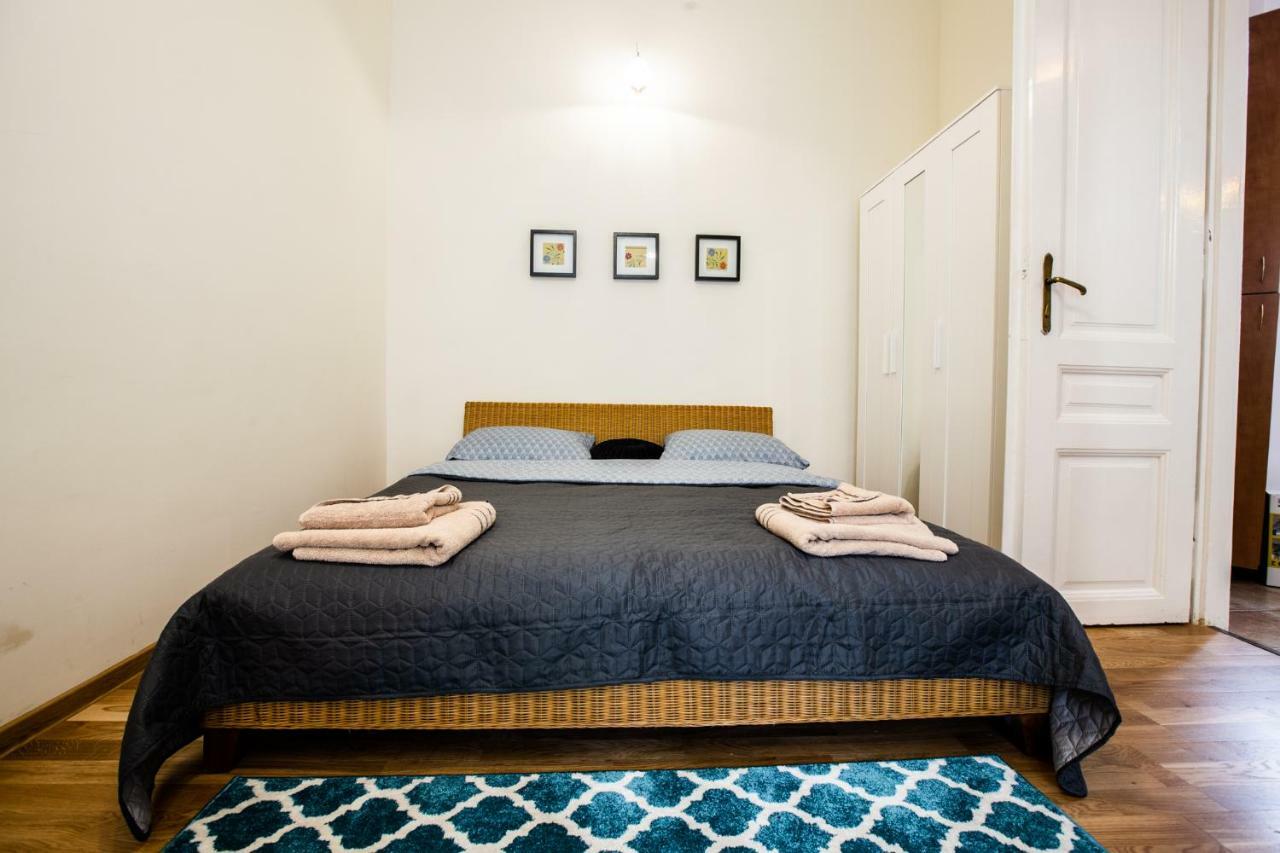 אורדאה Art Downtown Alecsandri St Luxury Apartment מראה חיצוני תמונה