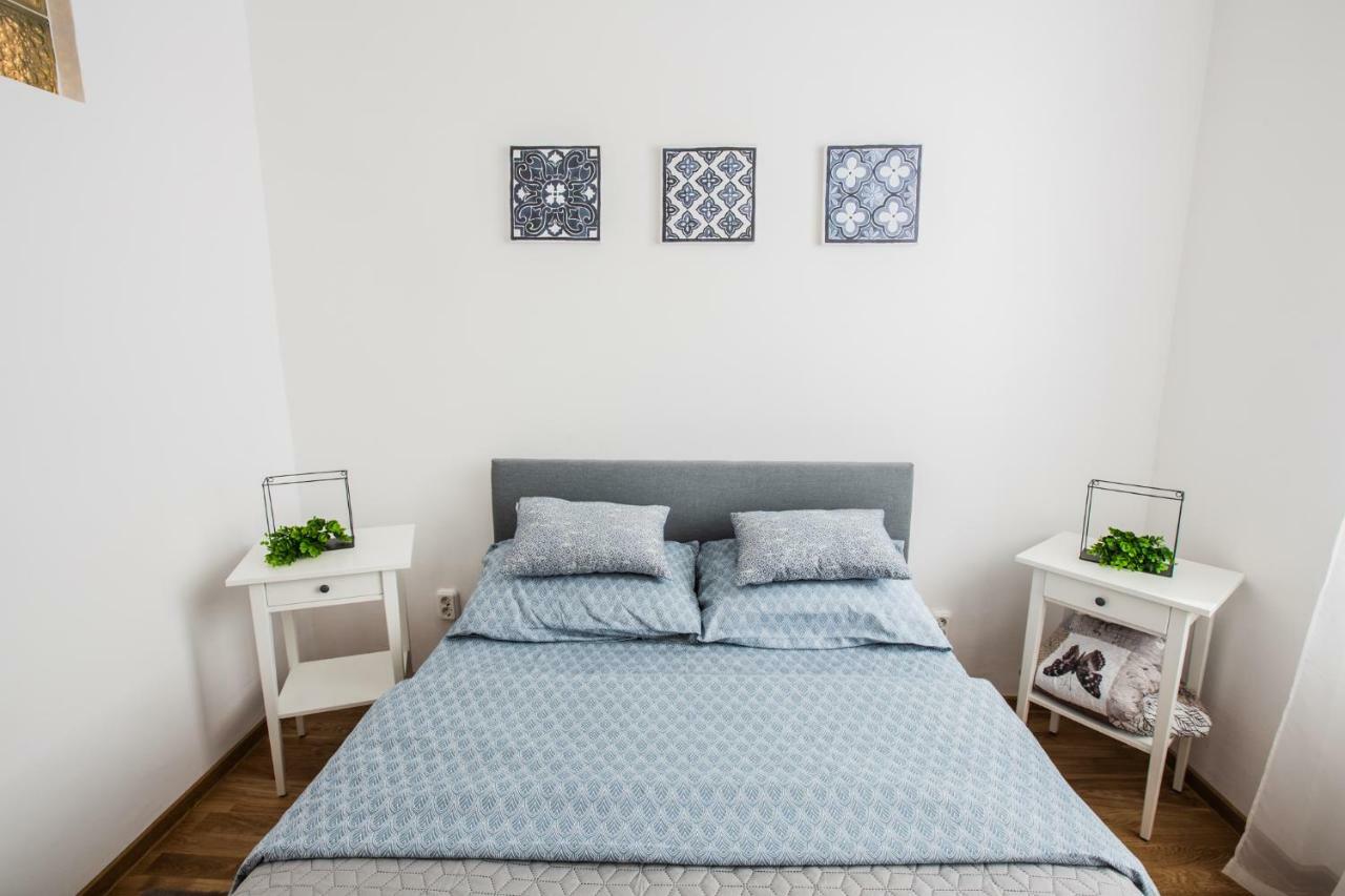אורדאה Art Downtown Alecsandri St Luxury Apartment מראה חיצוני תמונה